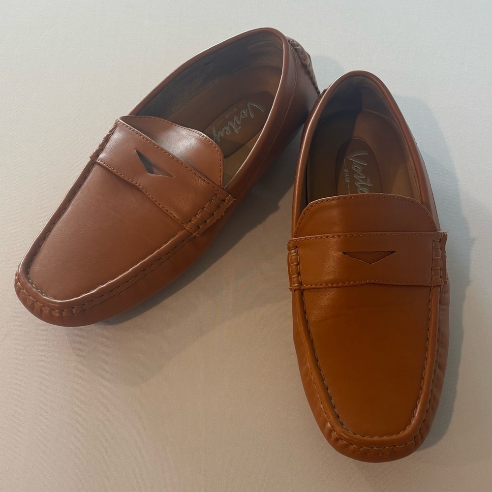 VOSTEY Men’s Brown Slip On Loafers Like New Size 8 or Women’s Size 9/9.5 - Picture 3 of 11